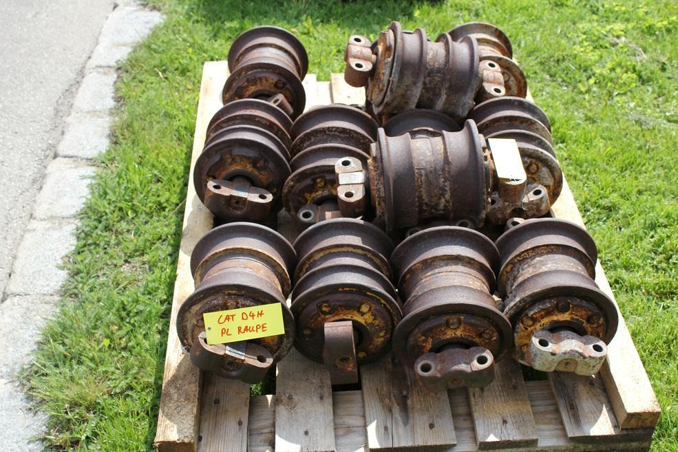 Caterpillar D 4-H - Valjci za šine za Građevinska mašina: slika 2 Caterpillar D 4-H - Valjci za šine za Građevinska mašina: slika 2