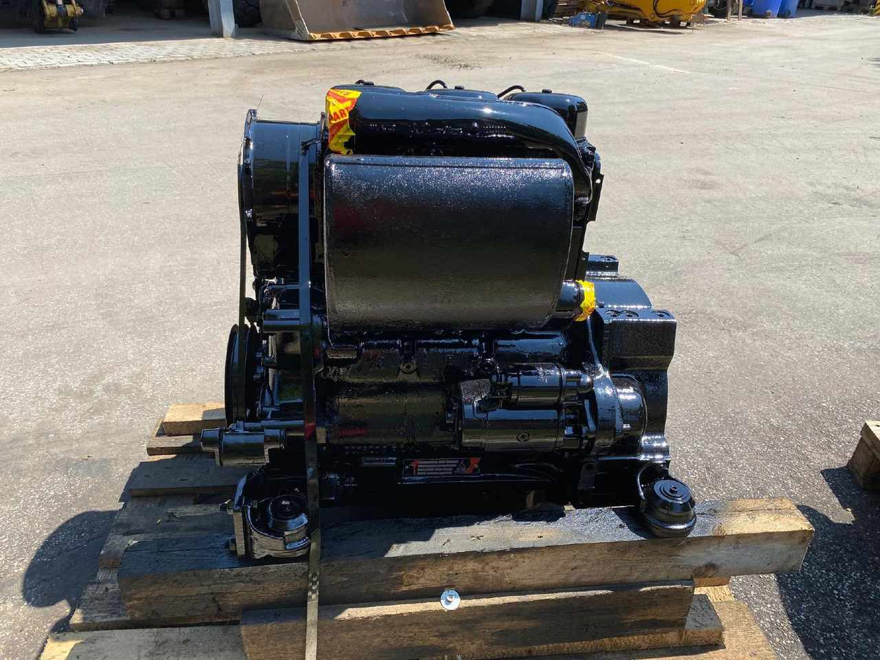 Deutz F3L912 n ü - Motor za Građevinska mašina: slika 2 Deutz F3L912 n ü - Motor za Građevinska mašina: slika 2