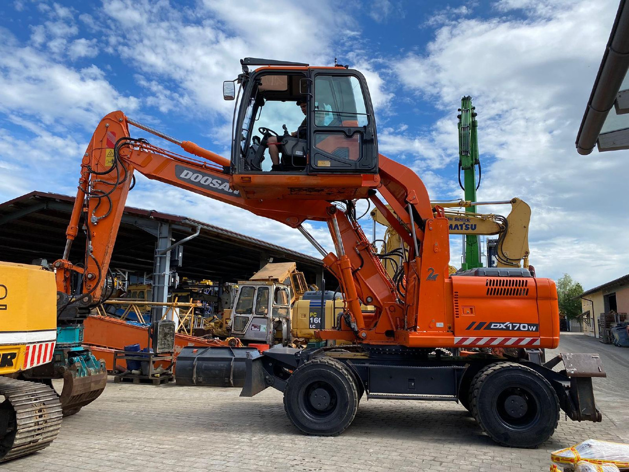 Doosan DX 170 W - Bager točkaš: slika 1 Doosan DX 170 W - Bager točkaš: slika 1