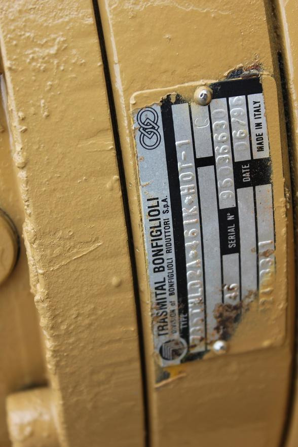 Fiat-Hitachi FH 150 Transmital 735 - Motor okretanja za Građevinska mašina: slika 4 Fiat-Hitachi FH 150 Transmital 735 - Motor okretanja za Građevinska mašina: slika 4