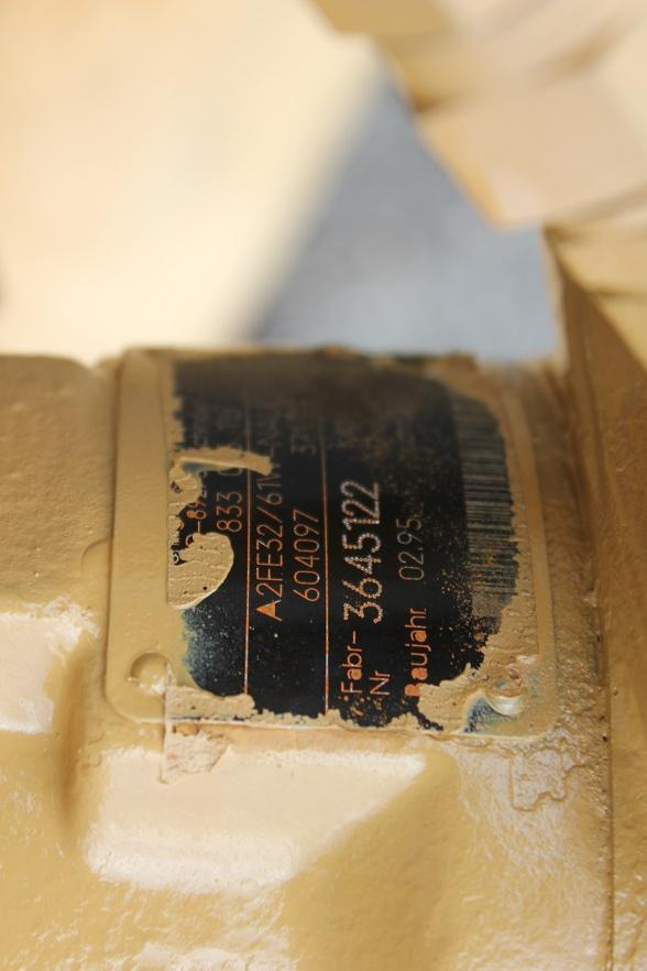 Fiat-Hitachi FH 150 Transmital 735 - Motor okretanja za Građevinska mašina: slika 5 Fiat-Hitachi FH 150 Transmital 735 - Motor okretanja za Građevinska mašina: slika 5