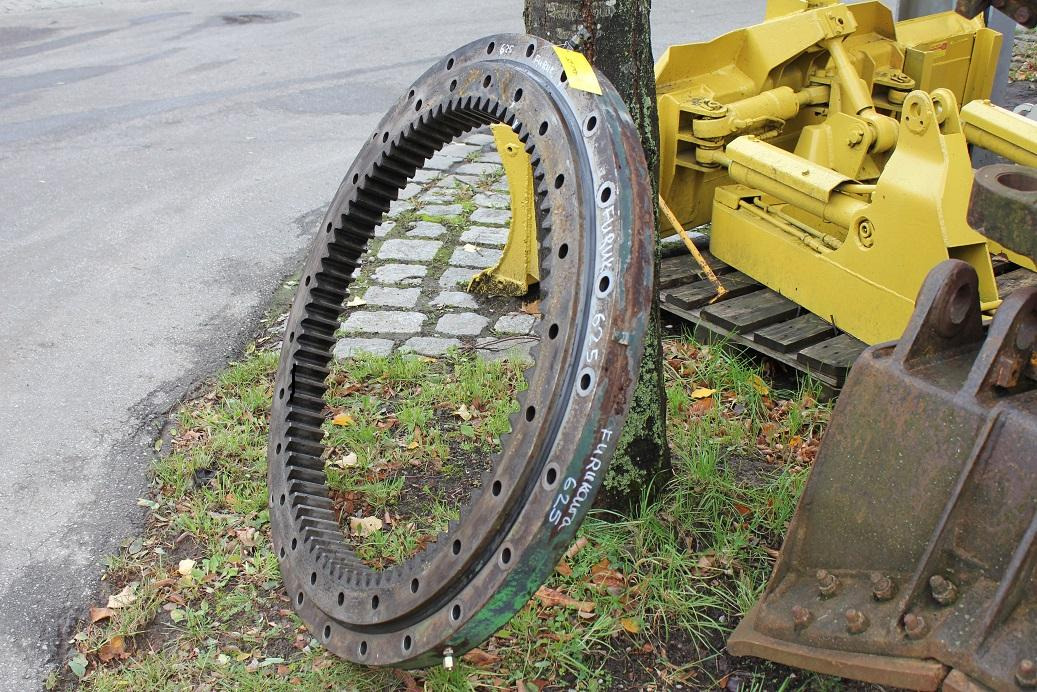 Furukawa 625 - Pokretni prsten za Građevinska mašina: slika 4 Furukawa 625 - Pokretni prsten za Građevinska mašina: slika 4