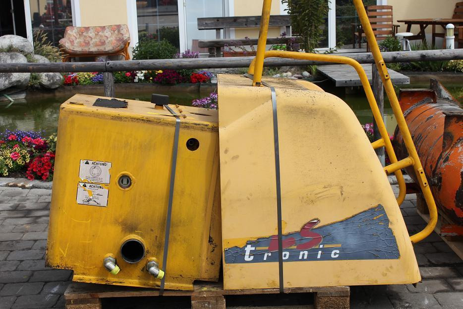 Furukawa 735 - Hidraulični rezervoar za Građevinska mašina: slika 2 Furukawa 735 - Hidraulični rezervoar za Građevinska mašina: slika 2