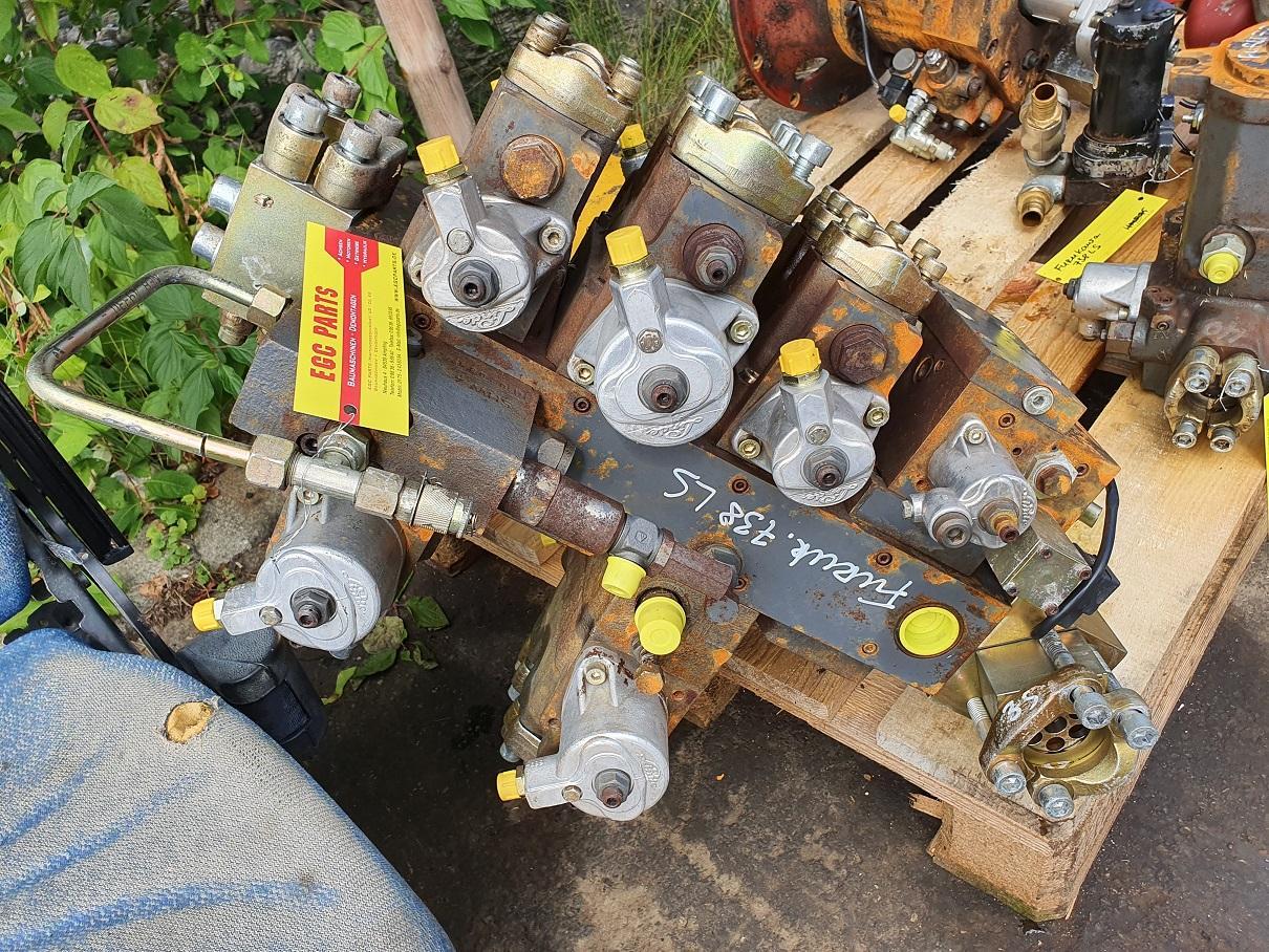 Furukawa 738 LS - Hidraulični ventil za Građevinska mašina: slika 3 Furukawa 738 LS - Hidraulični ventil za Građevinska mašina: slika 3