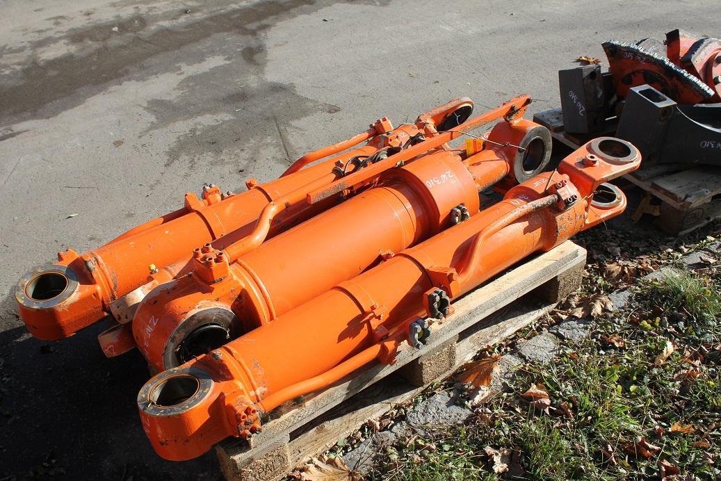 Hitachi ZW 310 - Hidraulični cilindar za Građevinska mašina: slika 1 Hitachi ZW 310 - Hidraulični cilindar za Građevinska mašina: slika 1