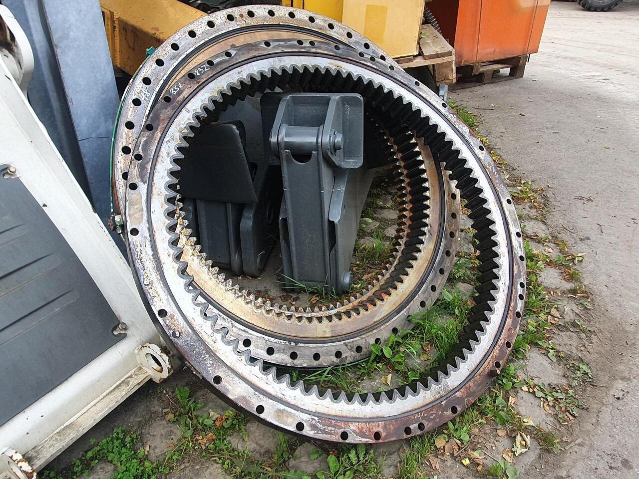 Hitachi ZX 250 LC N 3 - Pokretni prsten za Građevinska mašina: slika 2 Hitachi ZX 250 LC N 3 - Pokretni prsten za Građevinska mašina: slika 2