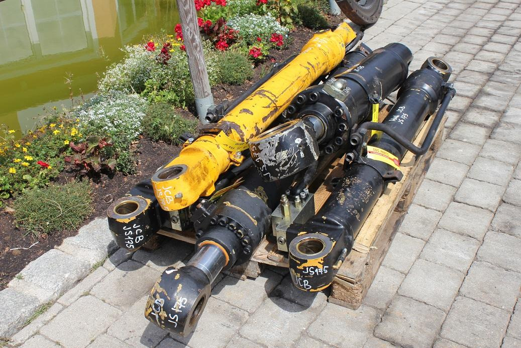 JCB JS 175 W - Hidraulični cilindar za Građevinska mašina: slika 1 JCB JS 175 W - Hidraulični cilindar za Građevinska mašina: slika 1