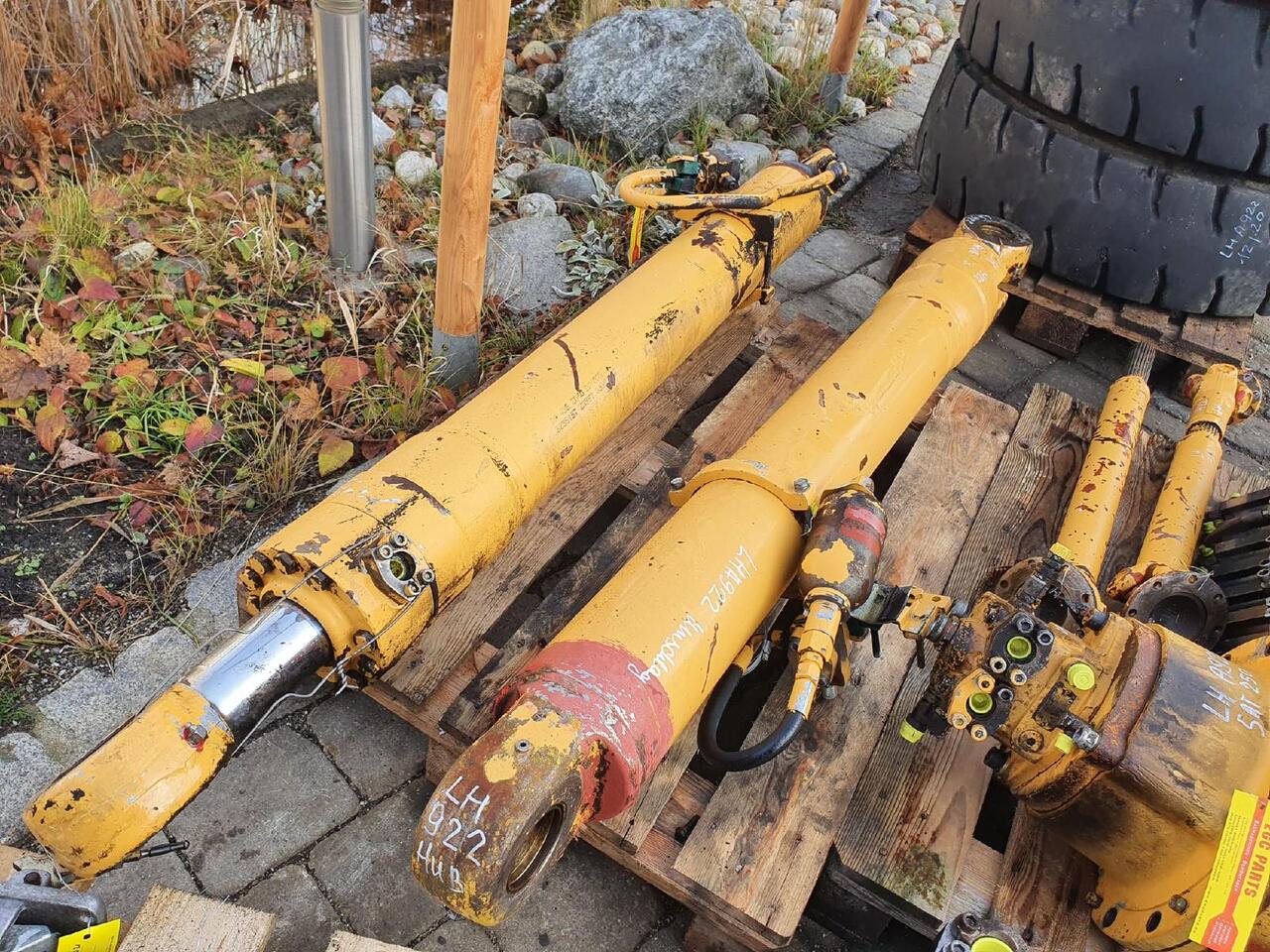 Liebherr A 922 - Hidraulični cilindar za Građevinska mašina: slika 5 Liebherr A 922 - Hidraulični cilindar za Građevinska mašina: slika 5