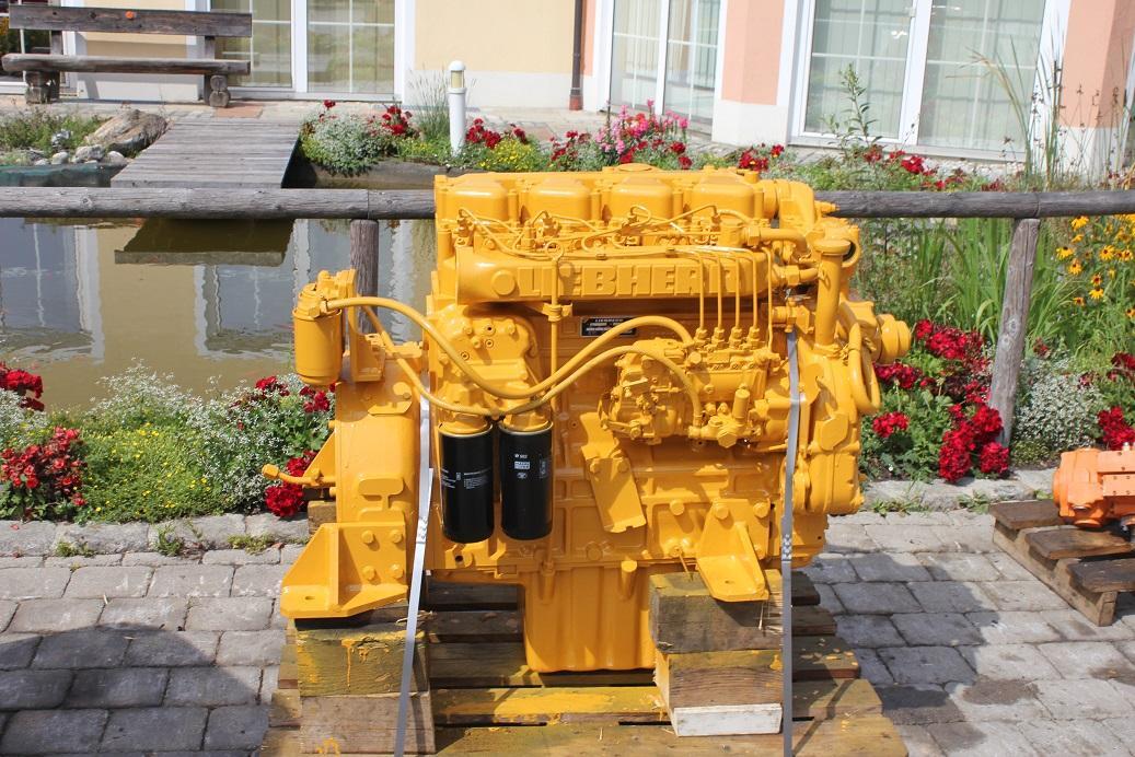 Liebherr D904 NA aus LH R 912 - Motor za Građevinska mašina: slika 1 Liebherr D904 NA aus LH R 912 - Motor za Građevinska mašina: slika 1