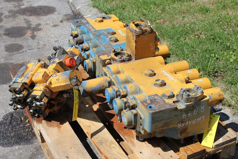 Liebherr R 974 - Hidraulični ventil za Građevinska mašina: slika 2 Liebherr R 974 - Hidraulični ventil za Građevinska mašina: slika 2