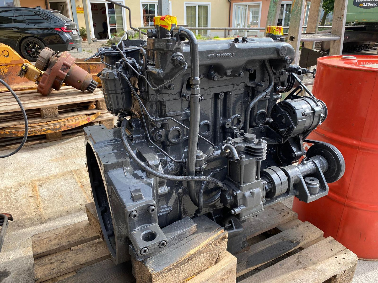 Perkins LF 4.248 aus Hanomag 33C - Motor za Građevinska mašina: slika 2 Perkins LF 4.248 aus Hanomag 33C - Motor za Građevinska mašina: slika 2
