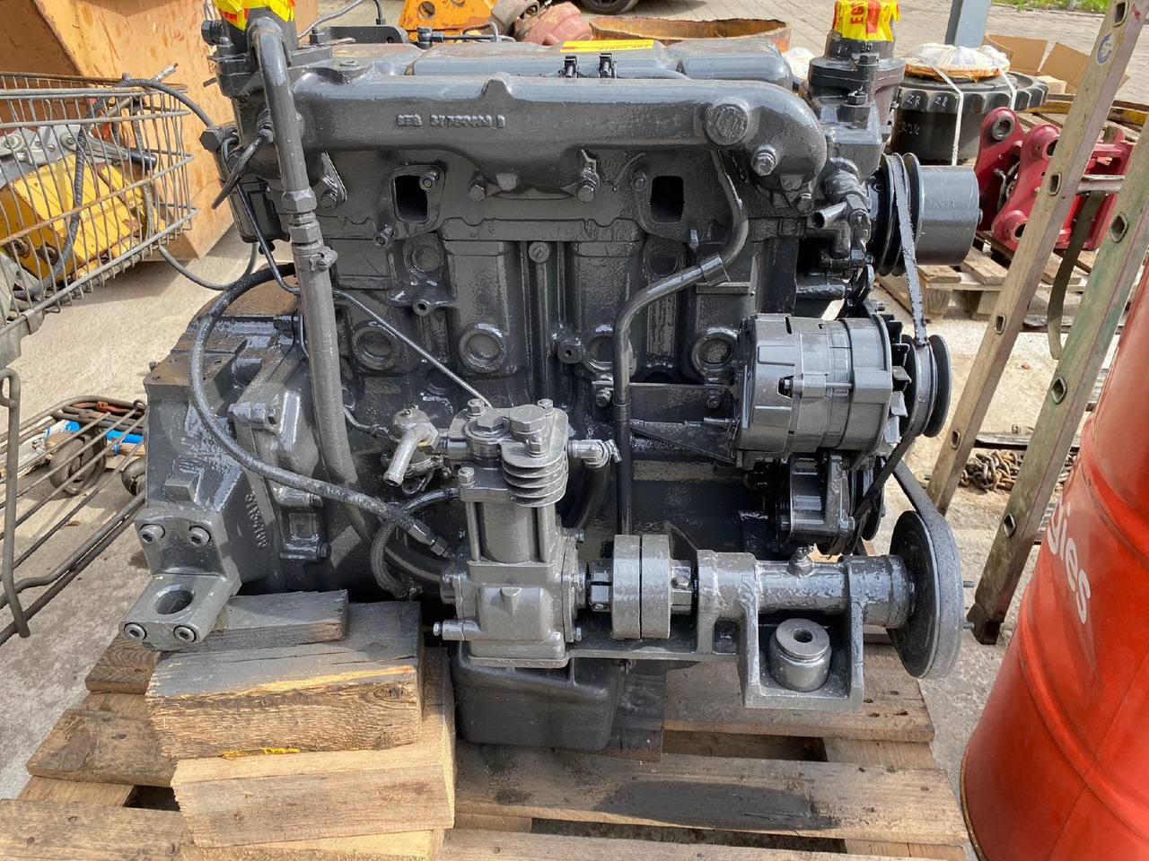 Perkins LF 4.248 aus Hanomag 33C - Motor za Građevinska mašina: slika 4 Perkins LF 4.248 aus Hanomag 33C - Motor za Građevinska mašina: slika 4
