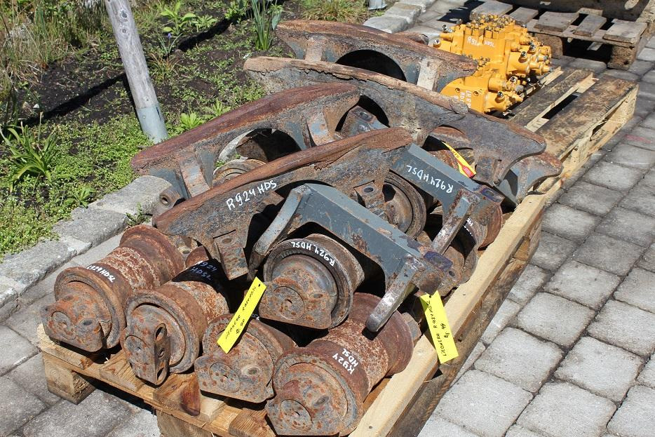 R 924 HDSL, R 934 - Valjci za šine za Građevinska mašina: slika 2 R 924 HDSL, R 934 - Valjci za šine za Građevinska mašina: slika 2