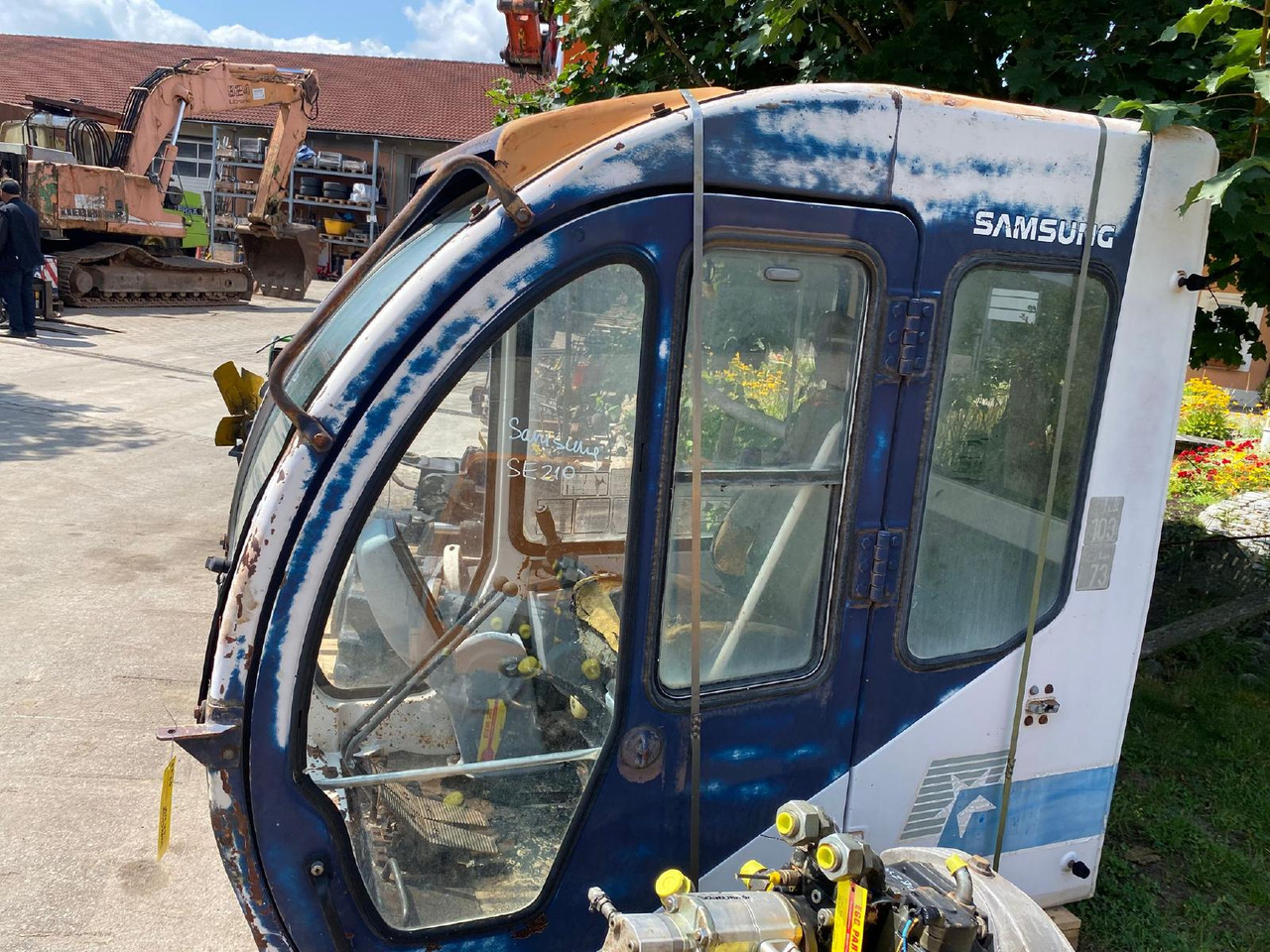 Samsung SE 210 - Kabina za Građevinska mašina: slika 3 Samsung SE 210 - Kabina za Građevinska mašina: slika 3