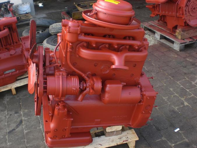 Steyr 4 Zylinder - Motor za Građevinska mašina: slika 4 Steyr 4 Zylinder - Motor za Građevinska mašina: slika 4