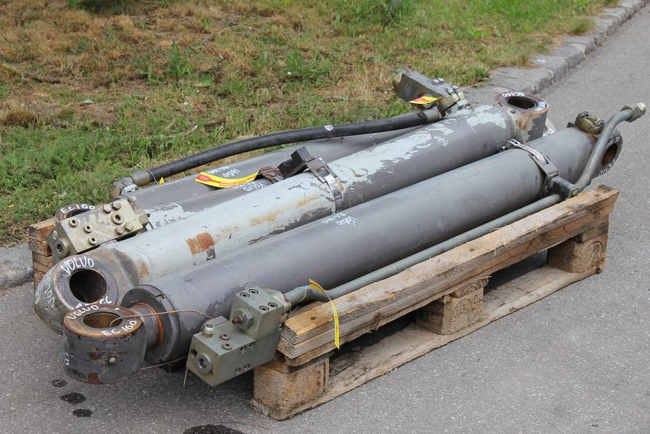 Volvo EC 160 - Hidraulični cilindar za Građevinska mašina: slika 1 Volvo EC 160 - Hidraulični cilindar za Građevinska mašina: slika 1