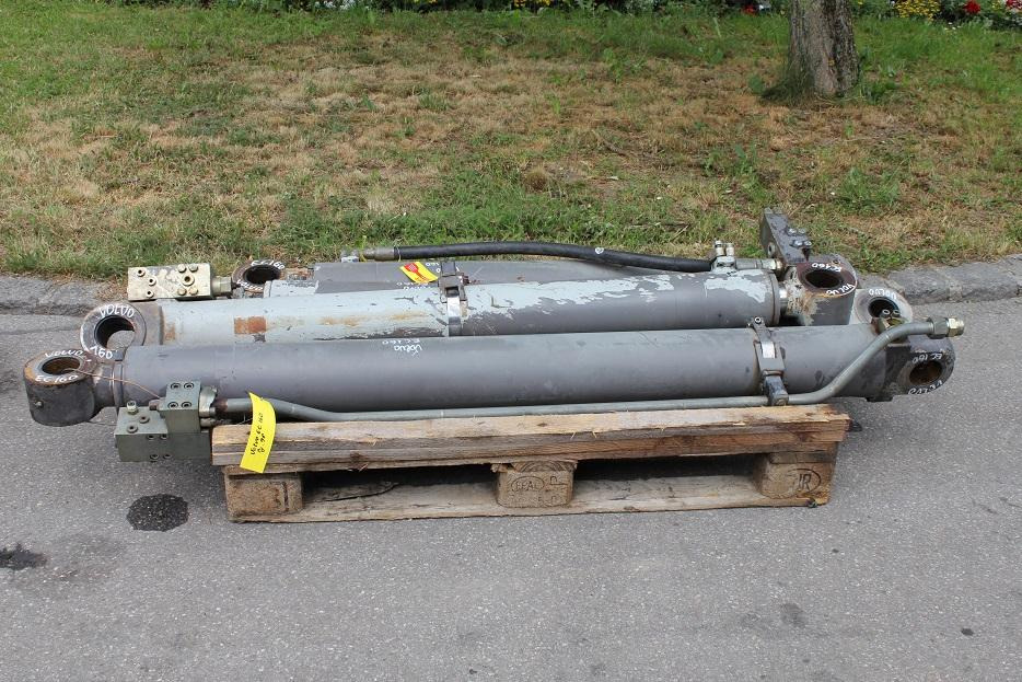 Volvo EC 160 - Hidraulični cilindar za Građevinska mašina: slika 2 Volvo EC 160 - Hidraulični cilindar za Građevinska mašina: slika 2