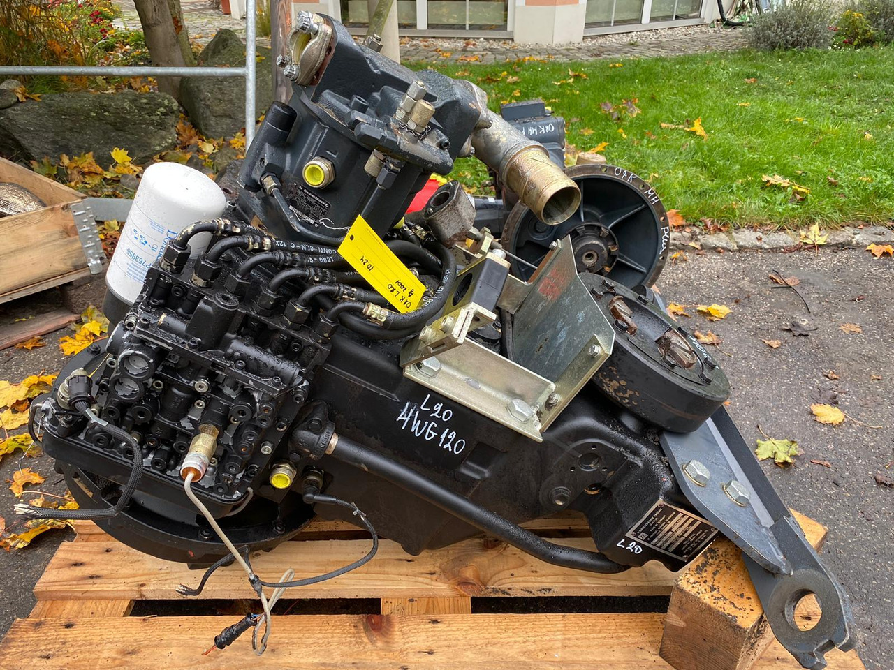 ZF 4 WG 120 aus O&K L 20 - Menjač za Građevinska mašina: slika 1 ZF 4 WG 120 aus O&K L 20 - Menjač za Građevinska mašina: slika 1