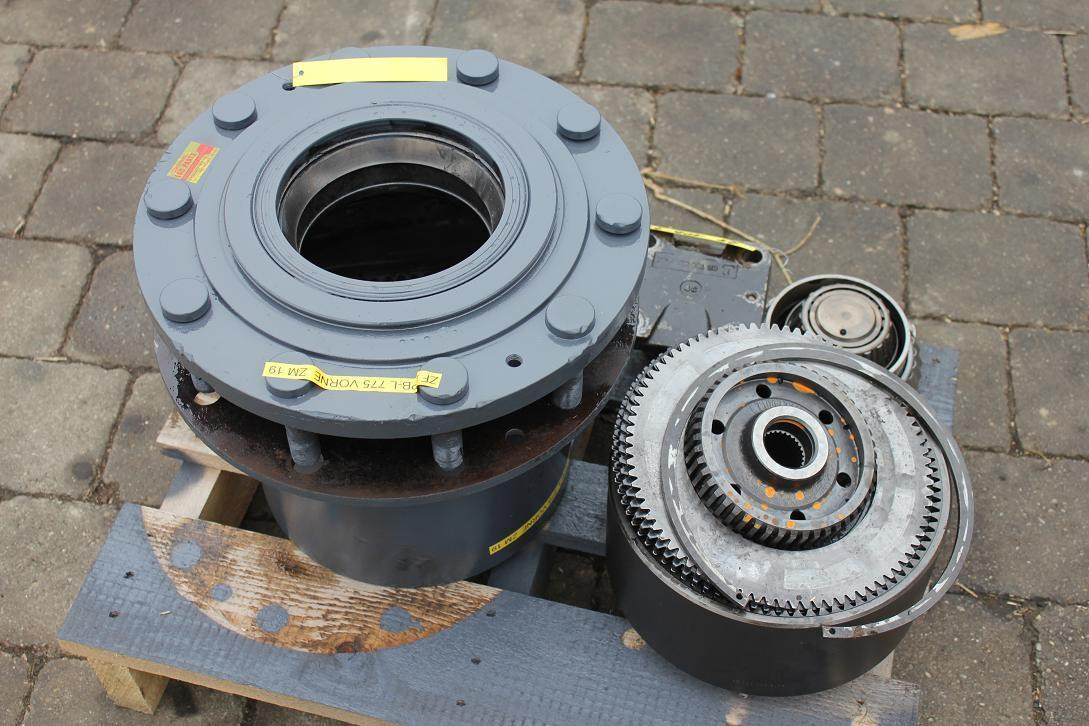 ZF APB-L 775 - Osovina i delovi za Građevinska mašina: slika 1 ZF APB-L 775 - Osovina i delovi za Građevinska mašina: slika 1