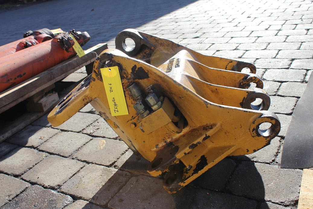 Zeppelin ZM 6 - Karoserija i eksterijer za Bager: slika 4 Zeppelin ZM 6 - Karoserija i eksterijer za Bager: slika 4