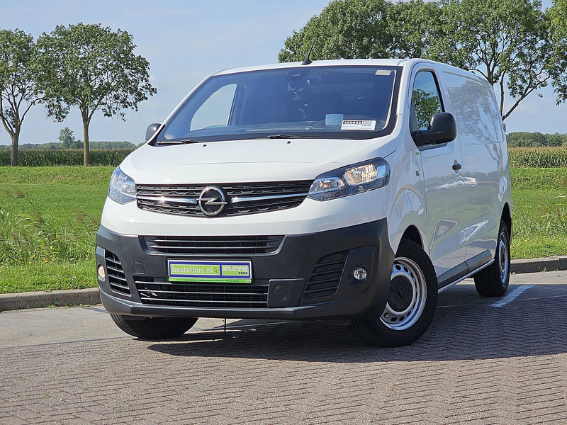 Opel Vivaro 2.0 L2 Navi Airco Euro6! - Mali kombi: slika 1 Opel Vivaro 2.0 L2 Navi Airco Euro6! - Mali kombi: slika 1