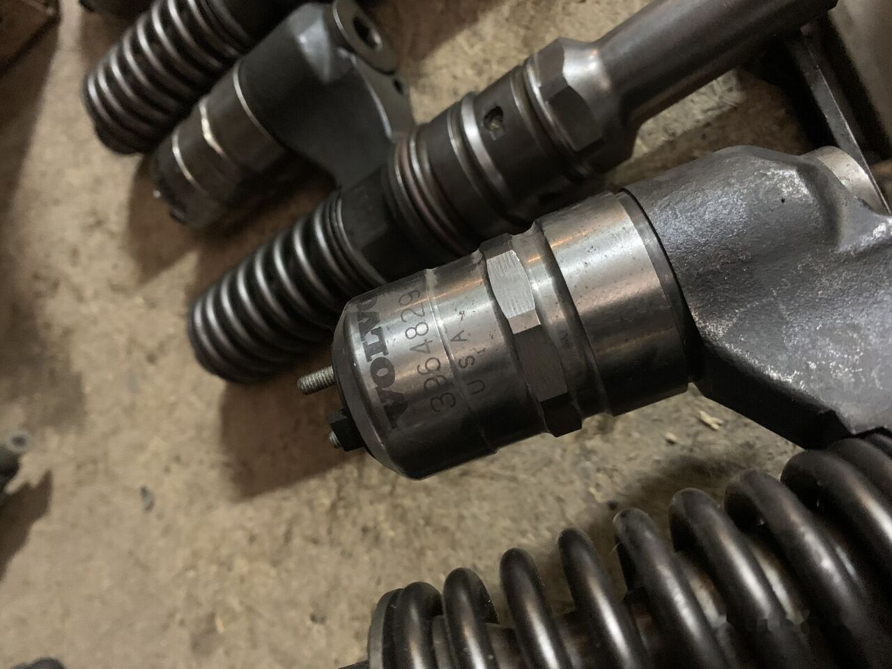 Bosch 3964829 VOLVO FM12, FH12, 3964829 - Pumpa za gorivo za Kamion: slika 2 Bosch 3964829 VOLVO FM12, FH12, 3964829 - Pumpa za gorivo za Kamion: slika 2