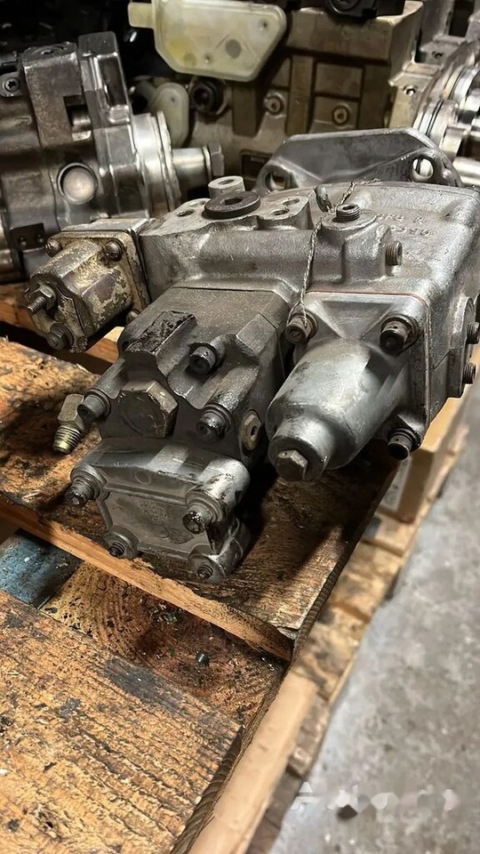 Cummins Wtryskowa 3028302 Cummins truck - Pumpa za gorivo za Kamion: slika 1 Cummins Wtryskowa 3028302 Cummins truck - Pumpa za gorivo za Kamion: slika 1