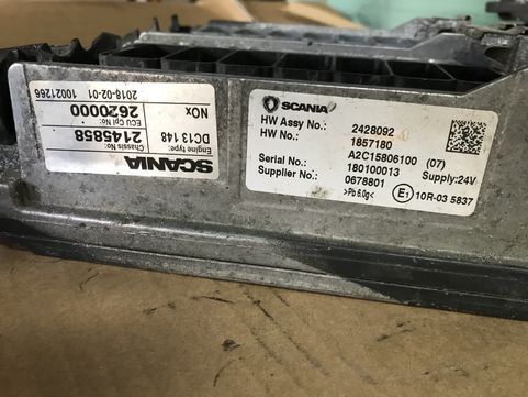 Scania Euro 6 S8 2428092 Scania truck - Upravljačka jedinica za Kamion: slika 2 Scania Euro 6 S8 2428092 Scania truck - Upravljačka jedinica za Kamion: slika 2