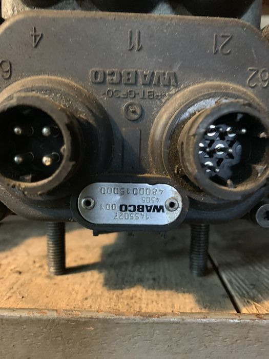 WABCO Zawór główny hamulcowy oryginał h 4800015000   DAF 95xf/cf - Kočioni cilindar za Kamion: slika 2 WABCO Zawór główny hamulcowy oryginał h 4800015000   DAF 95xf/cf - Kočioni cilindar za Kamion: slika 2