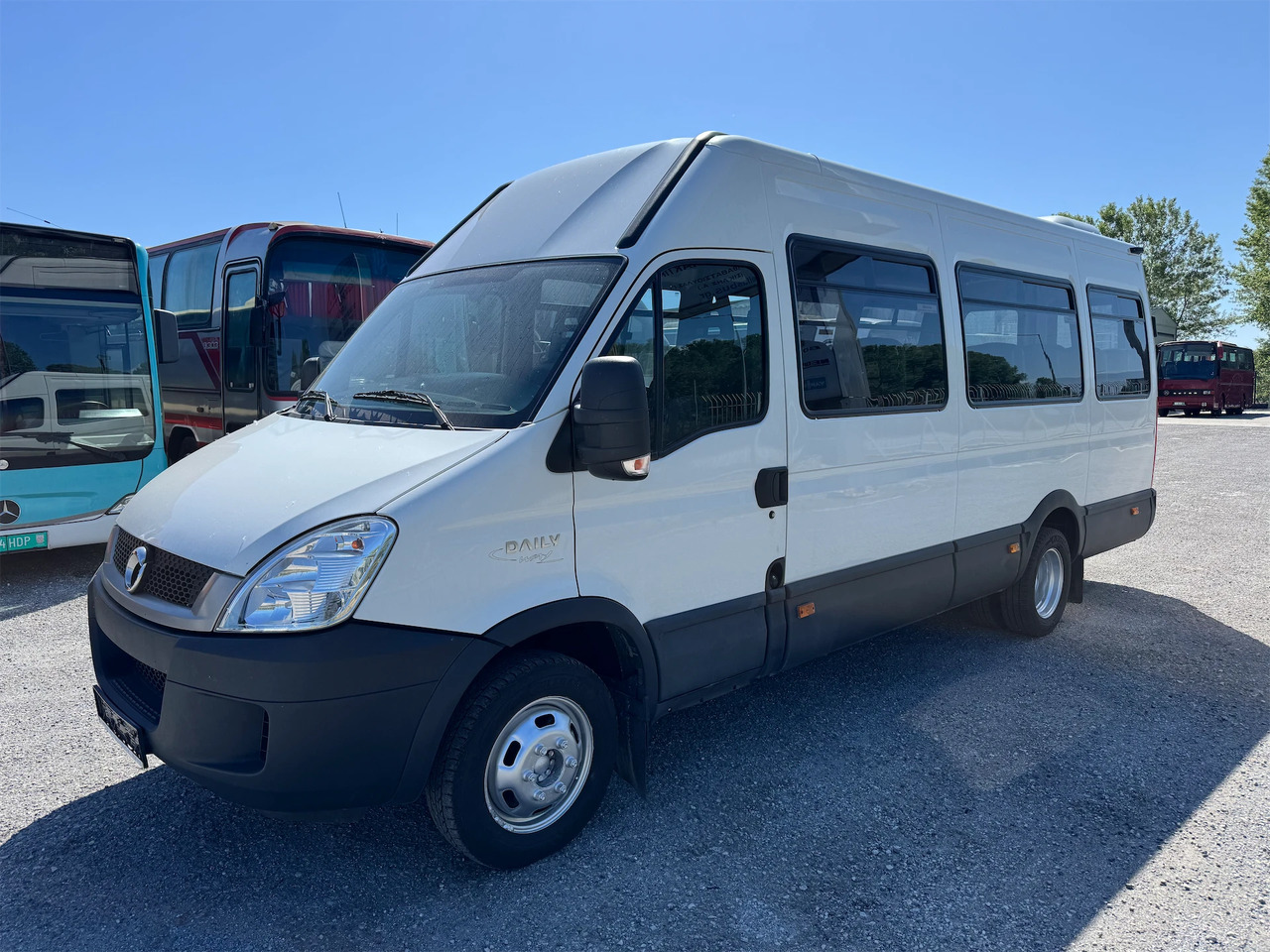 IVECO DAILY WAY - Turistički autobus: slika 3 IVECO DAILY WAY - Turistički autobus: slika 3