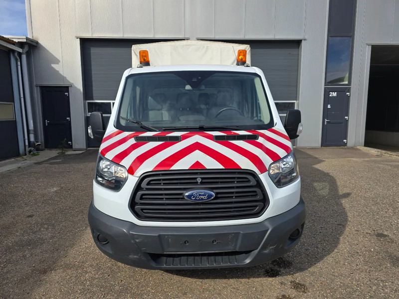 Ford Transit 7 seats Only ****42000km**** - Dostavno vozilo sa otvorenom sandukom, Dostavno vozilo sa duplom kabinom: slika 2 Ford Transit 7 seats Only ****42000km**** - Dostavno vozilo sa otvorenom sandukom, Dostavno vozilo sa duplom kabinom: slika 2