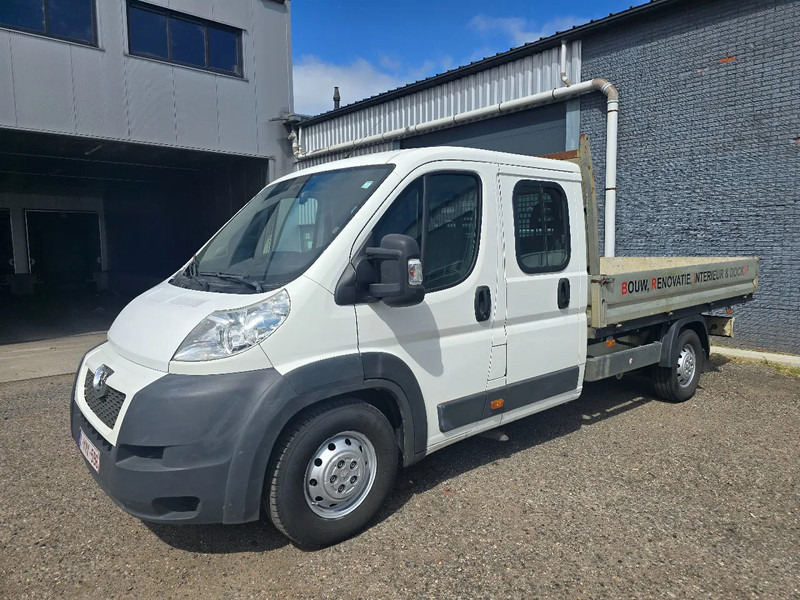 Peugeot Boxer 7 Seats 3.0 - Dostavno vozilo sa otvorenom sandukom, Dostavno vozilo sa duplom kabinom: slika 1 Peugeot Boxer 7 Seats 3.0 - Dostavno vozilo sa otvorenom sandukom, Dostavno vozilo sa duplom kabinom: slika 1