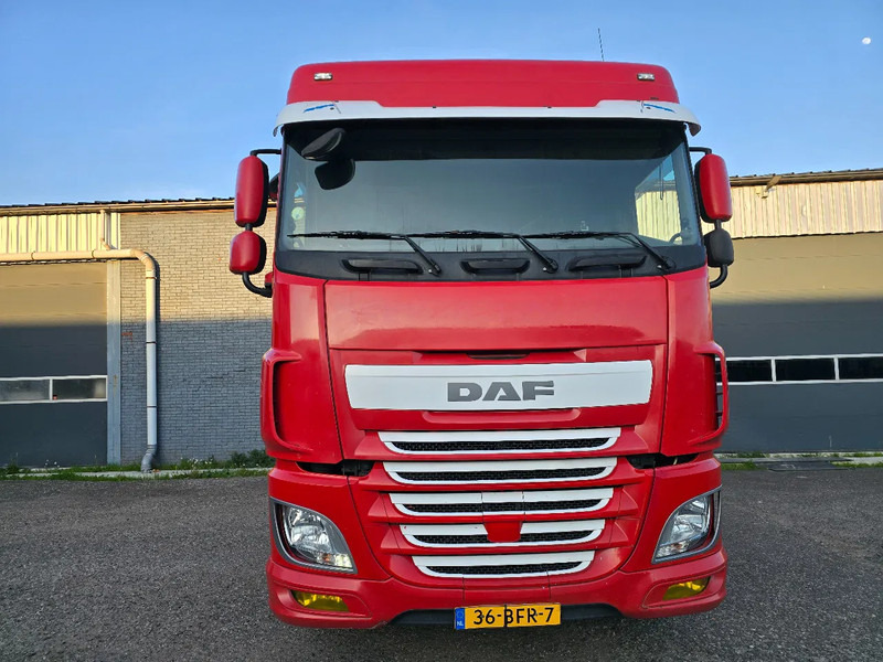 DAF XF 440 Euro 6 2015 - Tegljač: slika 2 DAF XF 440 Euro 6 2015 - Tegljač: slika 2