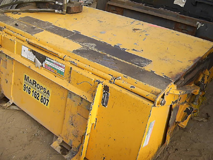 Implemento barredora Bobcat Sweeper 60 - Metle za Mini utovarivač: slika 1 Implemento barredora Bobcat Sweeper 60 - Metle za Mini utovarivač: slika 1