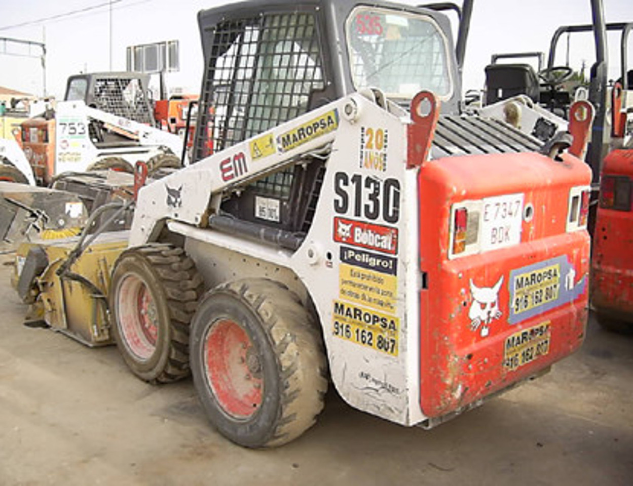 Minicargadora Bobcat S130 - Mini utovarivač: slika 1 Minicargadora Bobcat S130 - Mini utovarivač: slika 1