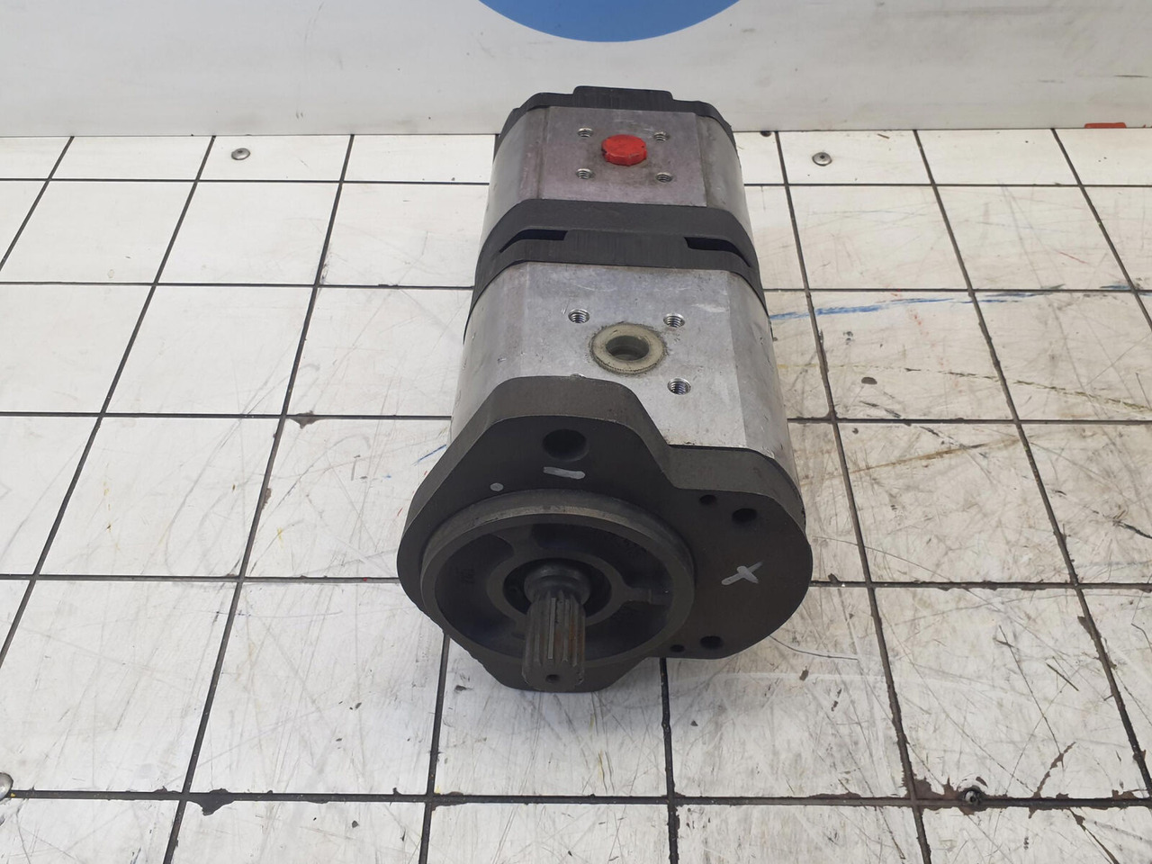 Bosch AC 205 dual gear pump - Hidraulična pumpa za Pokretni kran: slika 2 Bosch AC 205 dual gear pump - Hidraulična pumpa za Pokretni kran: slika 2