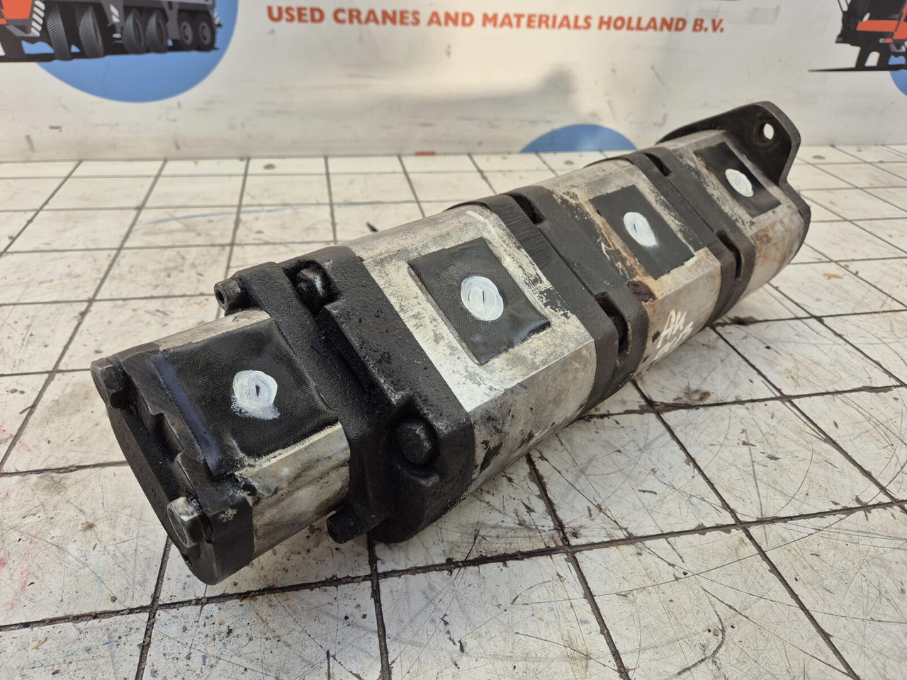 Bosch Bosch 4 way gear pump - Hidraulična pumpa za Kran: slika 3 Bosch Bosch 4 way gear pump - Hidraulična pumpa za Kran: slika 3