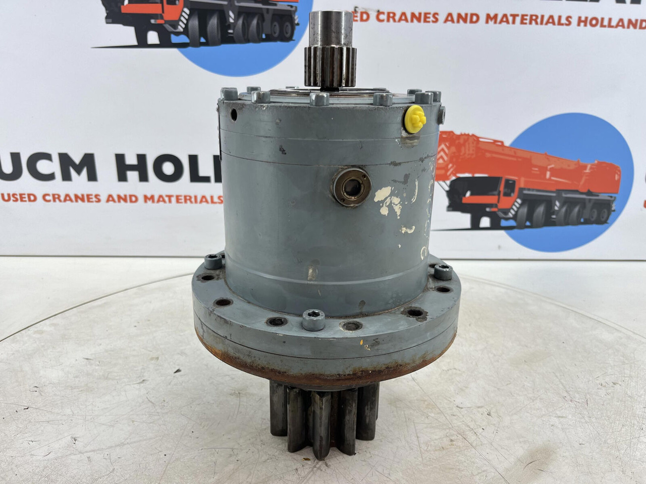 Compact truck CT.2 Slewing gear - Pogonski reduktor za Kran: slika 2 Compact truck CT.2 Slewing gear - Pogonski reduktor za Kran: slika 2