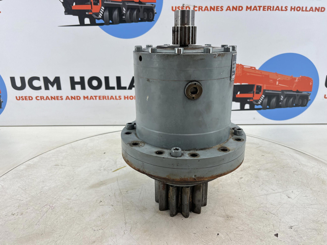 Compact truck CT.2 Slewing gear - Pogonski reduktor za Kran: slika 5 Compact truck CT.2 Slewing gear - Pogonski reduktor za Kran: slika 5