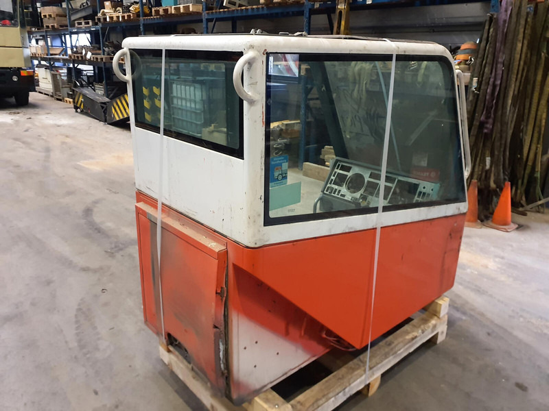 Compact truck CT 2 upper cabine - Kabina i enterijer za Kran: slika 3 Compact truck CT 2 upper cabine - Kabina i enterijer za Kran: slika 3