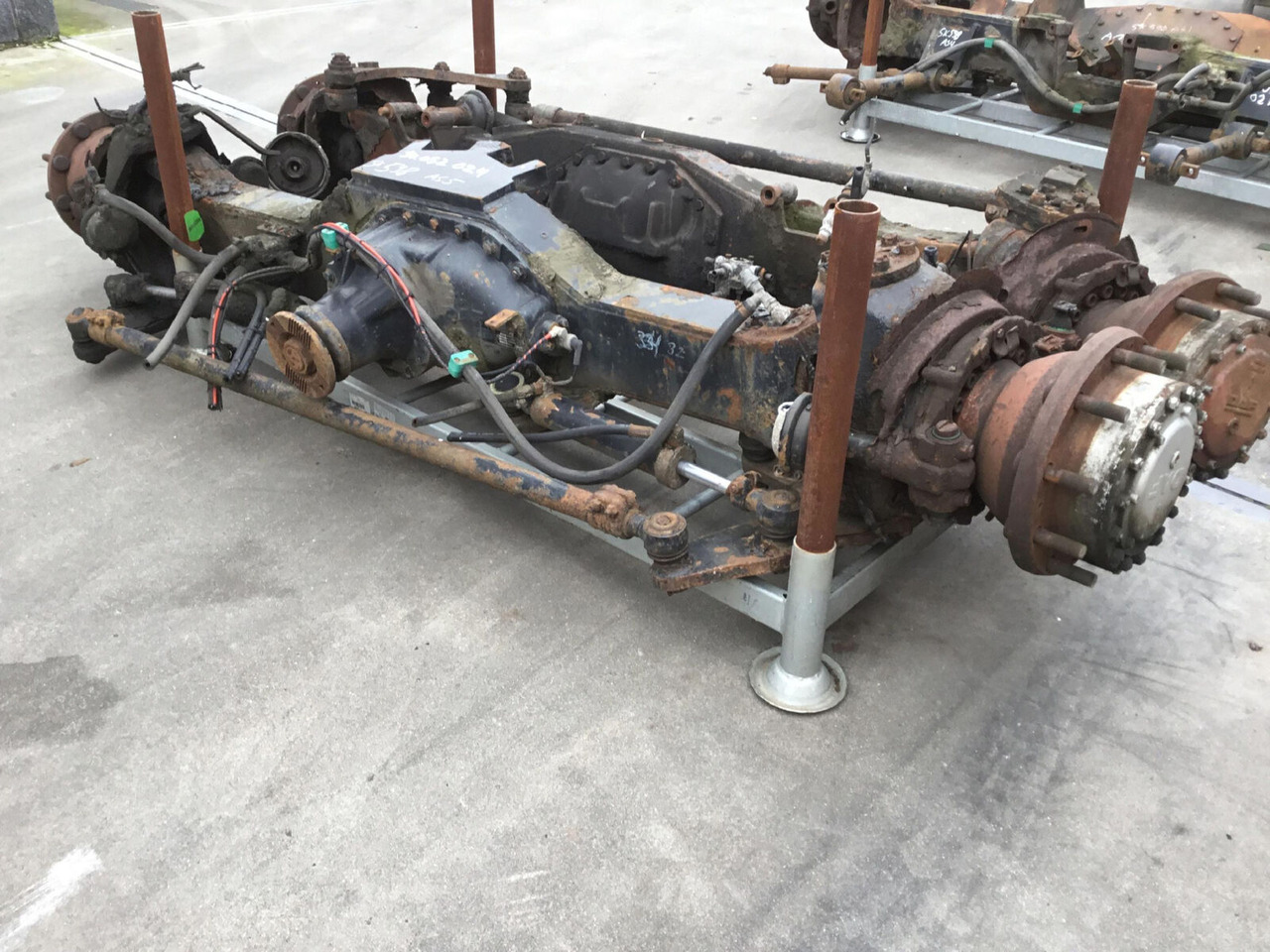 DAF SK 598 axle 5 - Osovina i delovi za Pokretni kran: slika 1 DAF SK 598 axle 5 - Osovina i delovi za Pokretni kran: slika 1