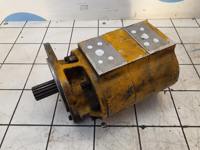 DUAL gear pump - Hidraulična pumpa za Kran: slika 1 DUAL gear pump - Hidraulična pumpa za Kran: slika 1