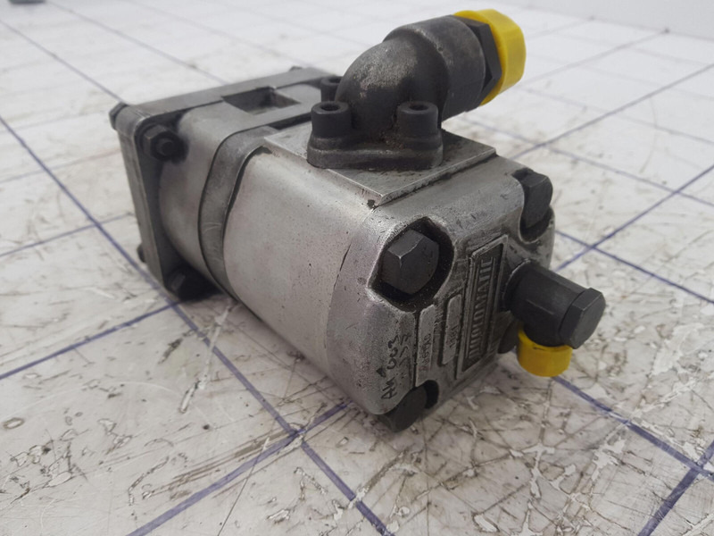 Duplomatic Duplomatic gear pump - Hidraulična pumpa za Kran: slika 2 Duplomatic Duplomatic gear pump - Hidraulična pumpa za Kran: slika 2
