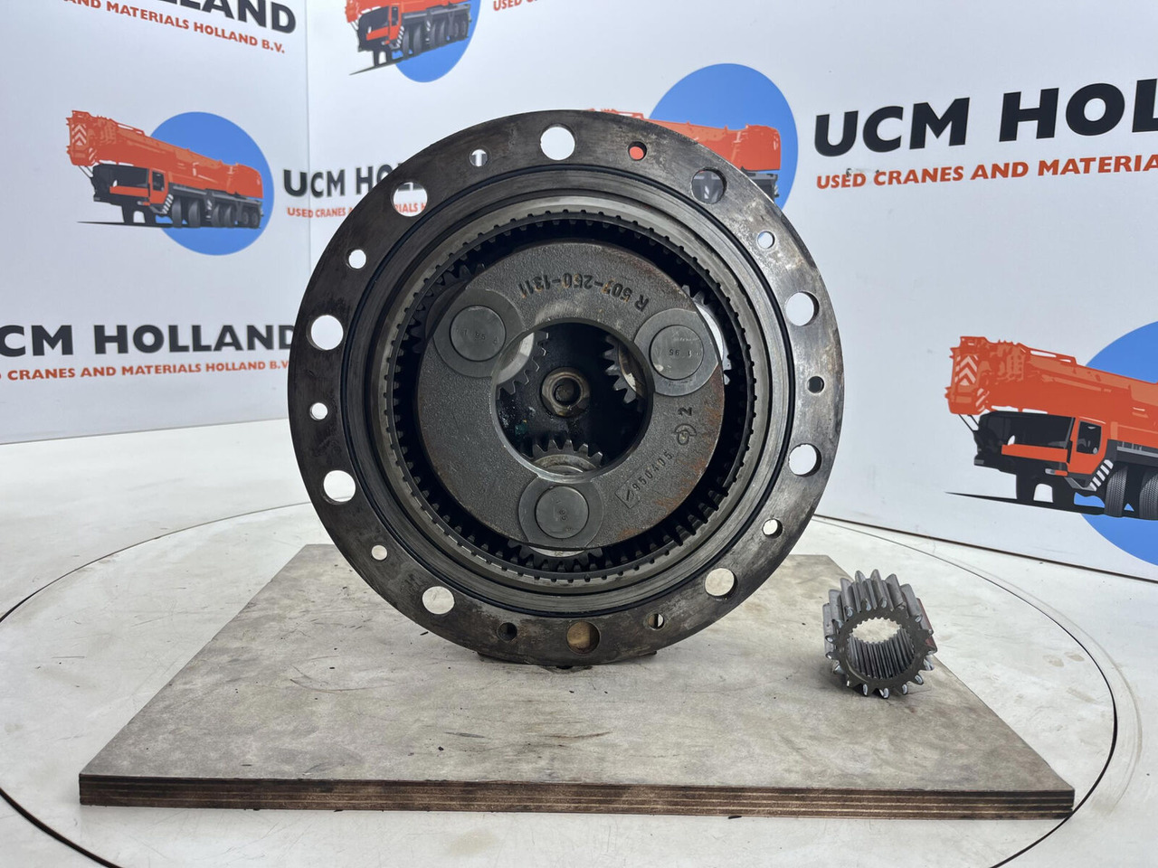 FAUN ATF 30 planetary gear 17-24-67-32-3pl-H87 - Pogonski reduktor za Pokretni kran: slika 5 FAUN ATF 30 planetary gear 17-24-67-32-3pl-H87 - Pogonski reduktor za Pokretni kran: slika 5