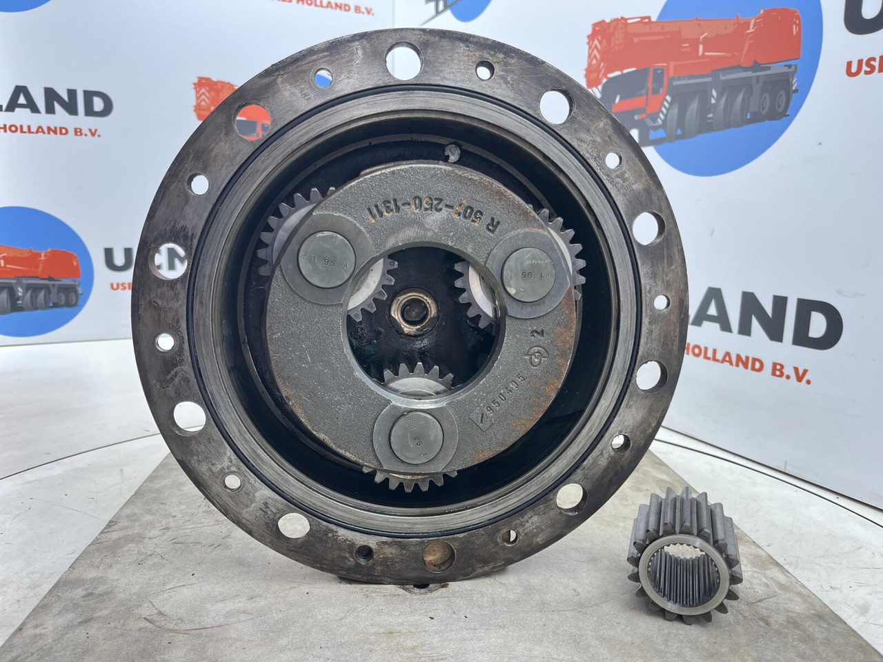 FAUN ATF 30 planetary gear 17-24-67-32-3pl-H87 - Pogonski reduktor za Pokretni kran: slika 4 FAUN ATF 30 planetary gear 17-24-67-32-3pl-H87 - Pogonski reduktor za Pokretni kran: slika 4
