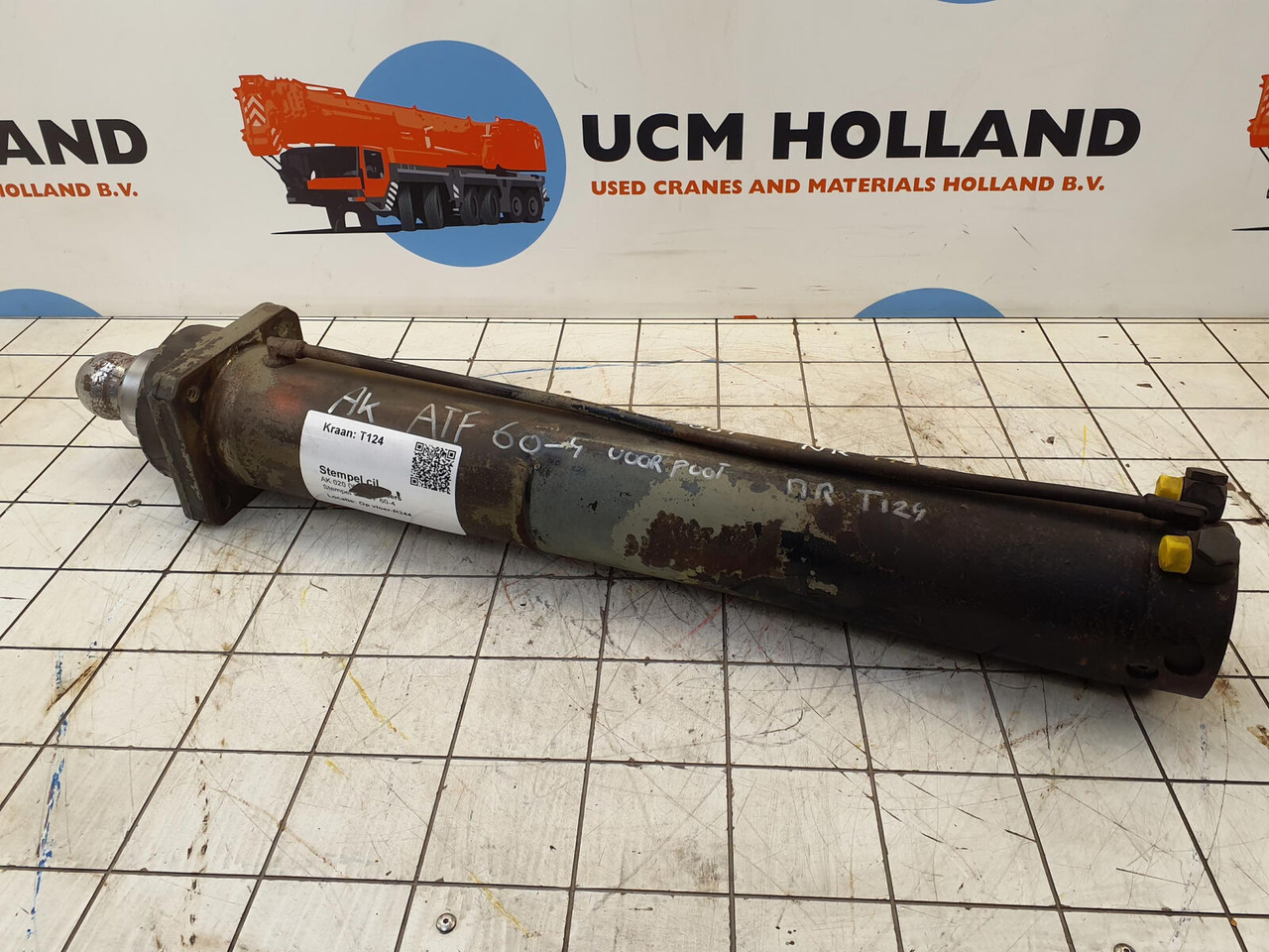 FAUN ATF 60-4 outrigger cylinder front - Hidraulični cilindar za Kran: slika 2 FAUN ATF 60-4 outrigger cylinder front - Hidraulični cilindar za Kran: slika 2