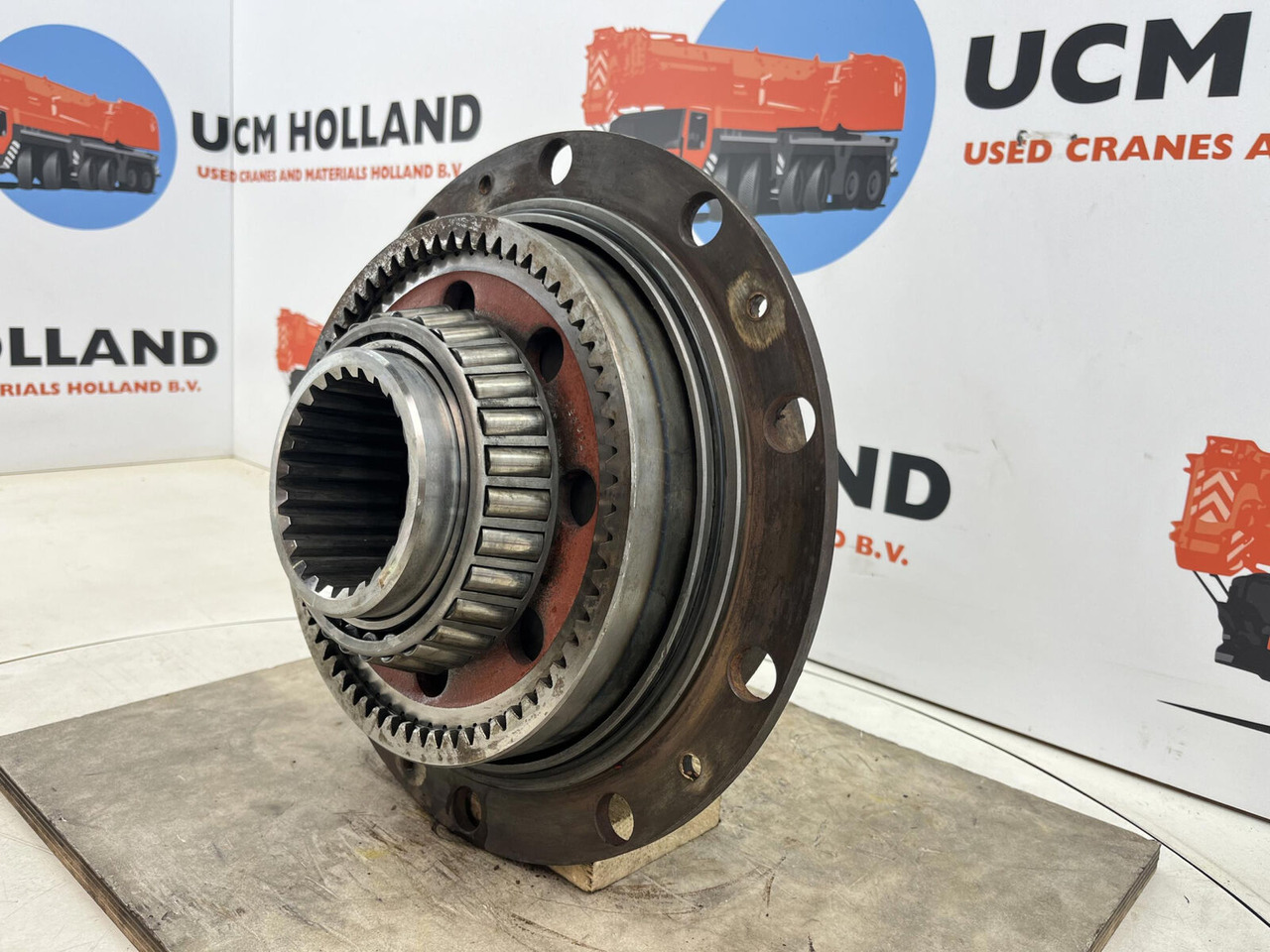 FAUN HK 40 planetary gear 27-18-65-24-4pl-H64-24 - Pogonski reduktor za Pokretni kran: slika 3 FAUN HK 40 planetary gear 27-18-65-24-4pl-H64-24 - Pogonski reduktor za Pokretni kran: slika 3