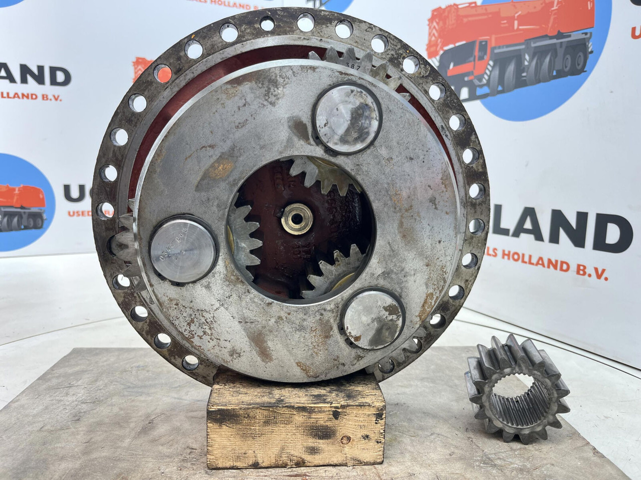 FAUN RTF 30 Planetary gear 15-23-63-36-3pl-H25-24 - Pogonski reduktor za Pokretni kran: slika 4 FAUN RTF 30 Planetary gear 15-23-63-36-3pl-H25-24 - Pogonski reduktor za Pokretni kran: slika 4