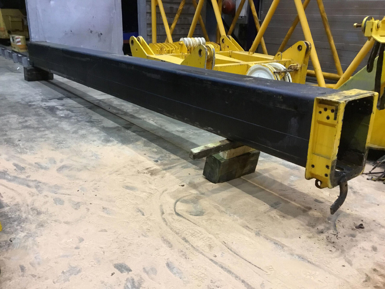 FAUN RTF 30 telescopic section 2 - Platforma za Pokretni kran: slika 1 FAUN RTF 30 telescopic section 2 - Platforma za Pokretni kran: slika 1