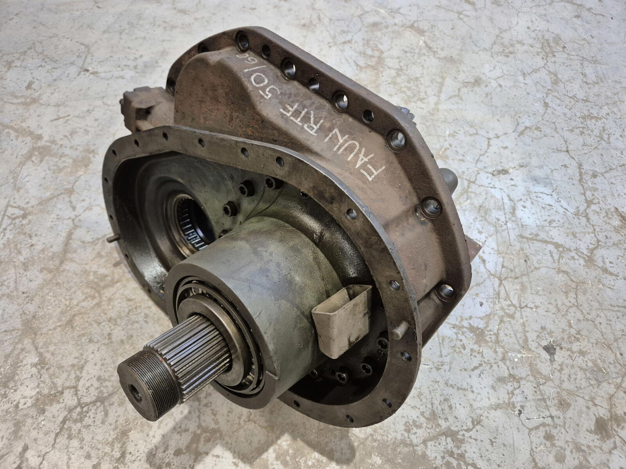 FAUN RTF 50/60 mid differential for parts - Diferencijalna brzina za Pokretni kran: slika 4 FAUN RTF 50/60 mid differential for parts - Diferencijalna brzina za Pokretni kran: slika 4